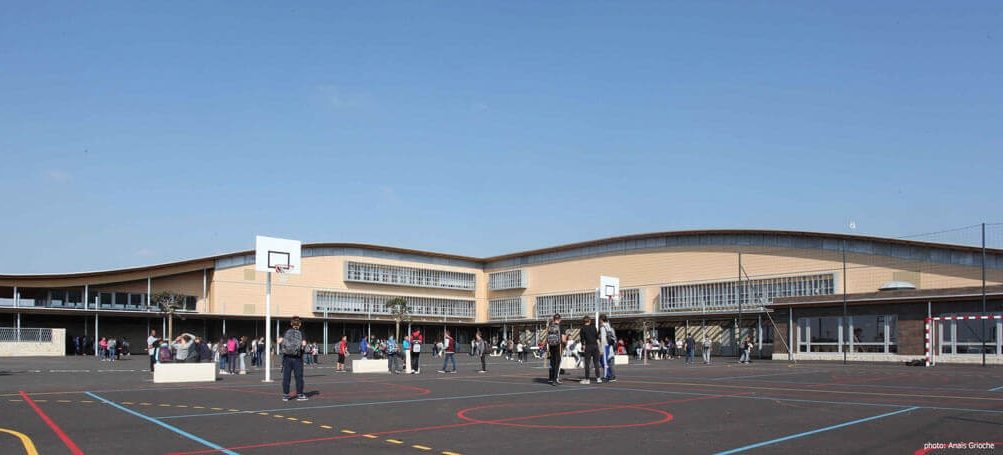 Collège Charles de Gaulle - SAINT PIERRE DE CHANDIEU